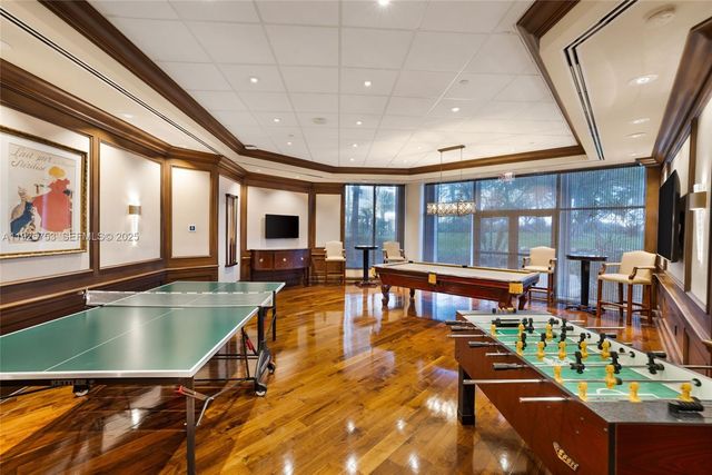 2600 Island Blvd 301, Aventura, FL 33160