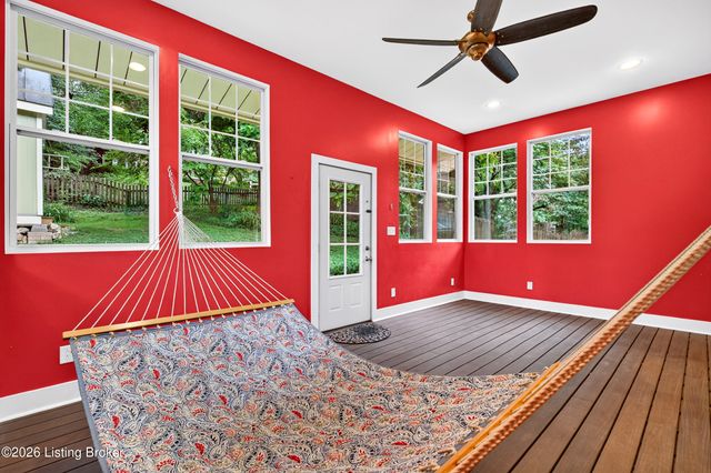 1854 Trevilian Way, Louisville, KY 40205