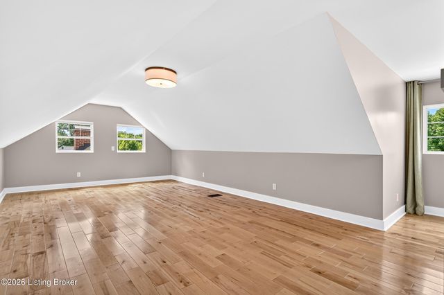 1854 Trevilian Way, Louisville, KY 40205