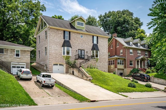 1854 Trevilian Way, Louisville, KY 40205