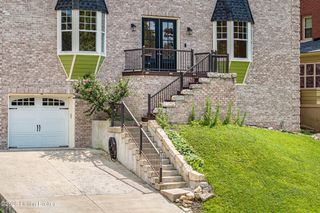 1854 Trevilian Way, Louisville, KY 40205