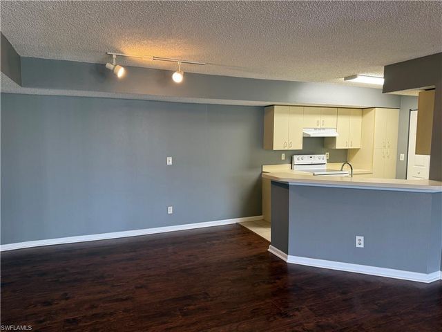 13615 Eagle Ridge DR 1625, Fort Myers, FL 33912