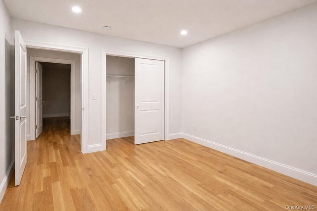 15121 17th Avenue, Whitestone, NY 11357