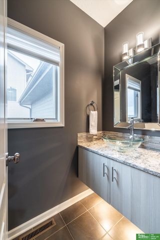 2714 N HWS Cleveland Boulevard, Omaha, NE 68116