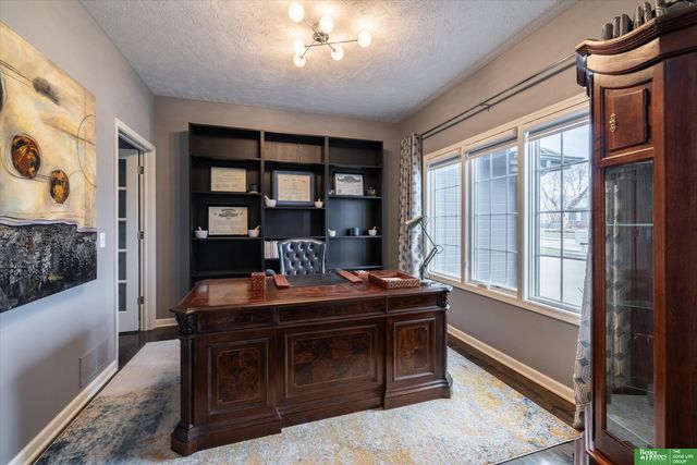 2714 N HWS Cleveland Boulevard, Omaha, NE 68116