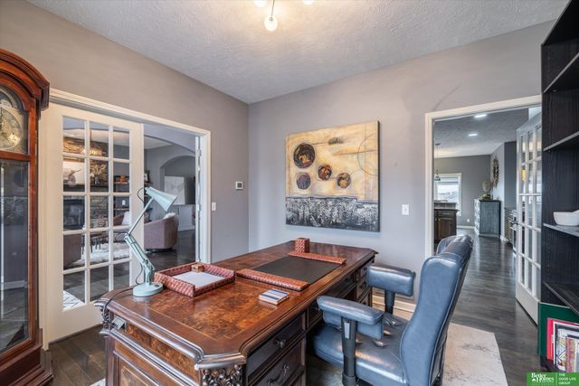 2714 N HWS Cleveland Boulevard, Omaha, NE 68116