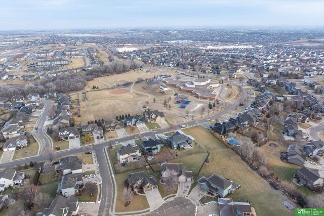 2714 N HWS Cleveland Boulevard, Omaha, NE 68116