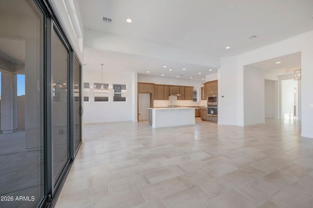 21664 W GLENROSA Avenue, Buckeye, AZ 85396