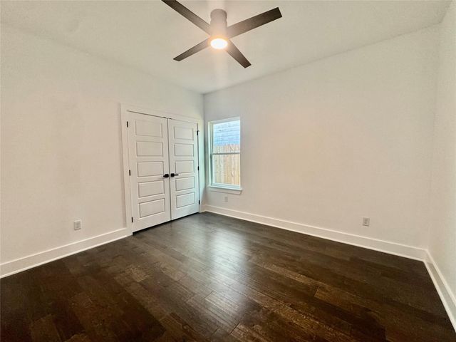 6821 Liverpool St B, Houston, TX 77021