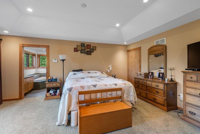 3659 Cedar Creek COURT, Jackson, WI 53037