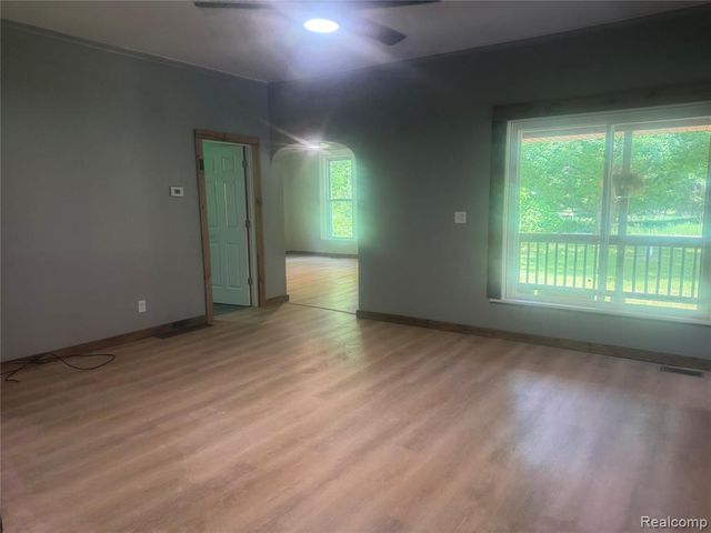 8566 Fostoria Road, Fostoria, MI 48435