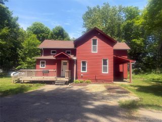 8566 Fostoria Road, Fostoria, MI 48435