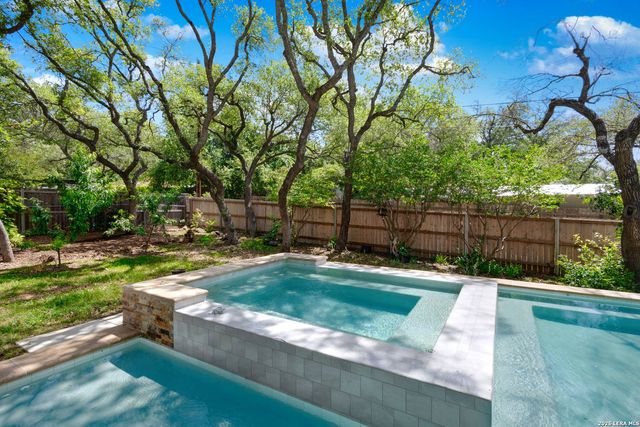 308 tanglewood, Fredericksburg, TX 78624