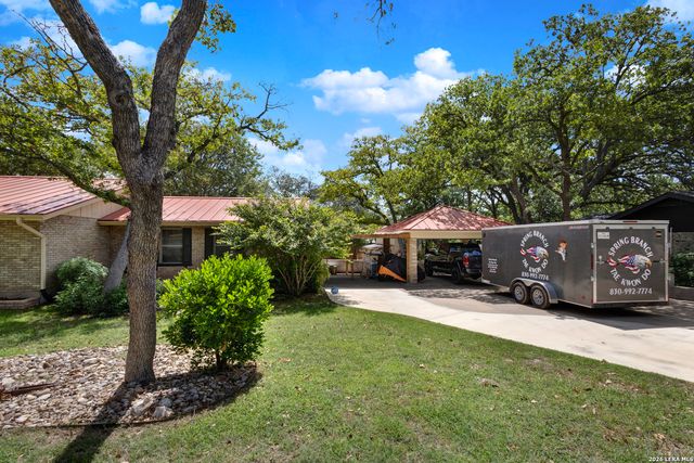 308 tanglewood, Fredericksburg, TX 78624