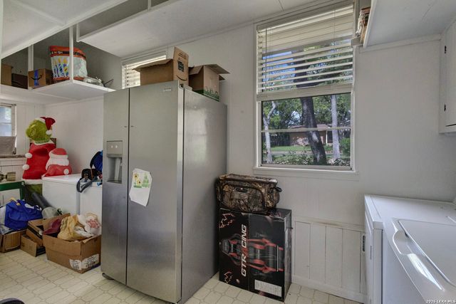 308 tanglewood, Fredericksburg, TX 78624