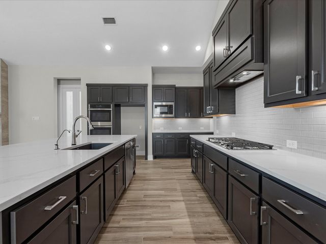 8127 Sunny Ridge Drive, Fulshear, TX 77441