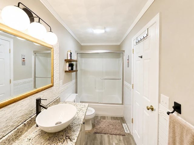 39 Curve Street 39, Dedham, MA 02026