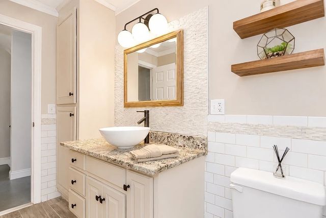 39 Curve Street 39, Dedham, MA 02026