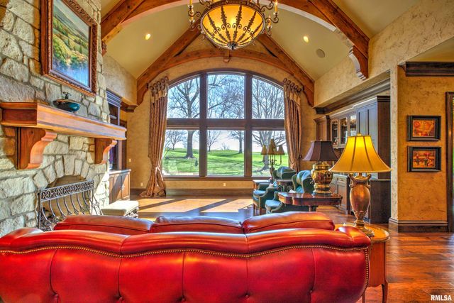 4412 N MILLER Avenue, Peoria Heights, IL 61616