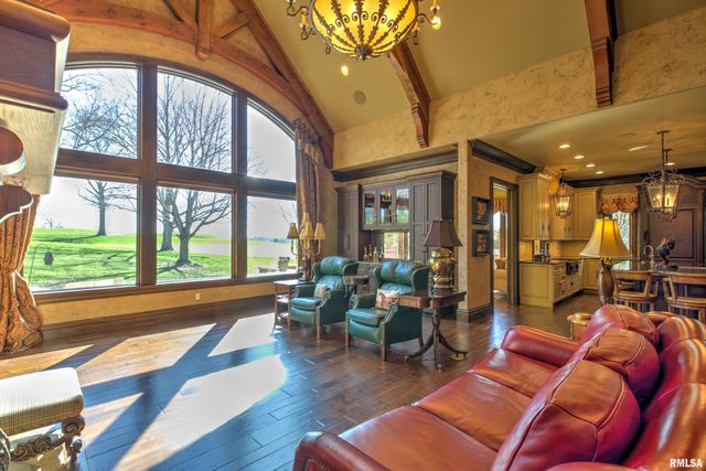 4412 N MILLER Avenue, Peoria Heights, IL 61616