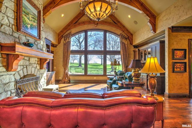 4412 N MILLER Avenue, Peoria Heights, IL 61616