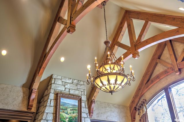 4412 N MILLER Avenue, Peoria Heights, IL 61616