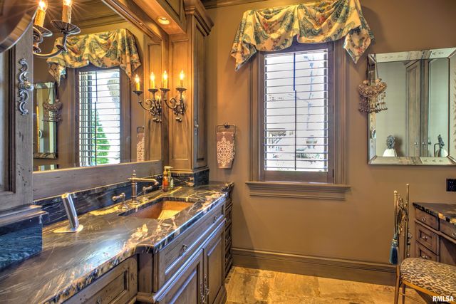 4412 N MILLER Avenue, Peoria Heights, IL 61616