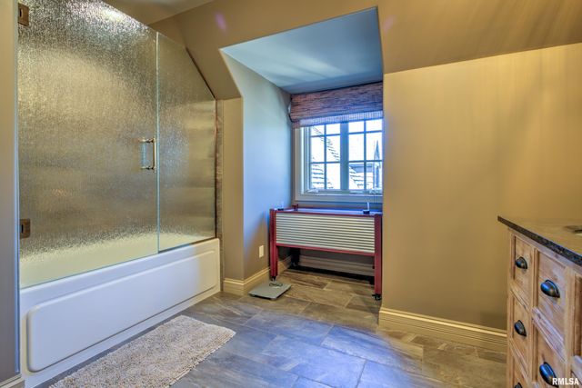 4412 N MILLER Avenue, Peoria Heights, IL 61616