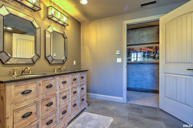 4412 N MILLER Avenue, Peoria Heights, IL 61616