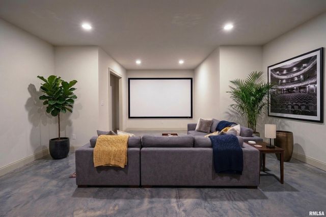 4412 N MILLER Avenue, Peoria Heights, IL 61616