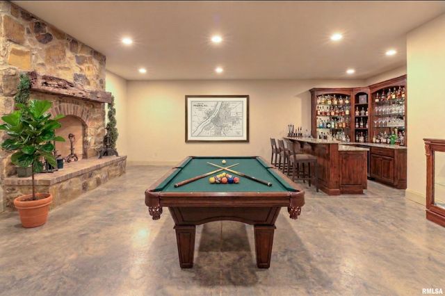 4412 N MILLER Avenue, Peoria Heights, IL 61616