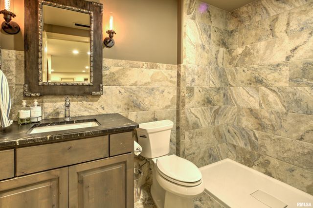 4412 N MILLER Avenue, Peoria Heights, IL 61616