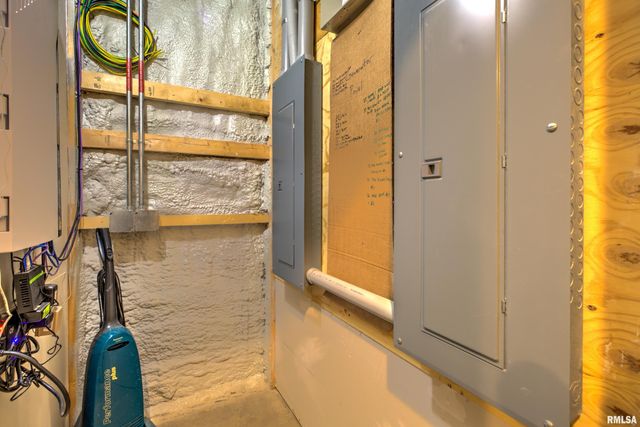 4412 N MILLER Avenue, Peoria Heights, IL 61616