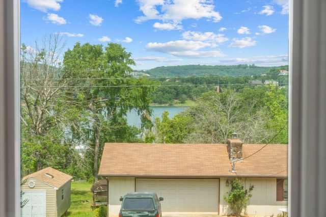 500 Timberlane Point Road, Branson, MO 65616