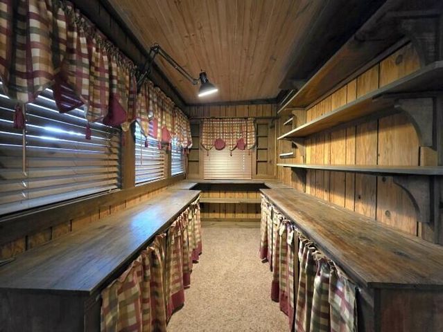 400 N Vine Street, Commerce, OK 74339