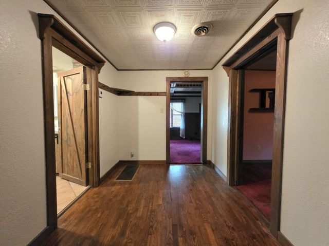 400 N Vine Street, Commerce, OK 74339