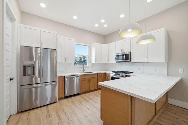 4013 Griggs Road B, Houston, TX 77021