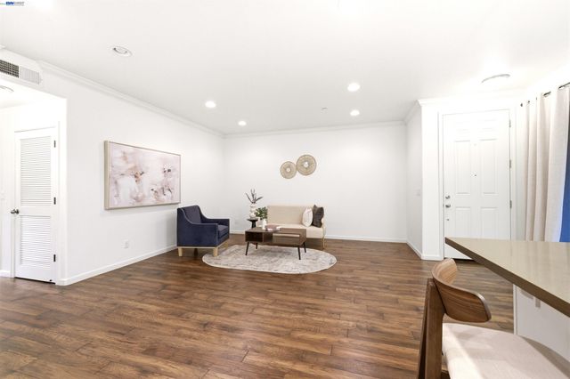 4704 Norris Canyon Rd 203, San Ramon, CA 94583