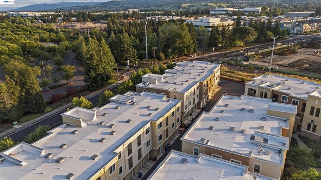 4704 Norris Canyon Rd 203, San Ramon, CA 94583