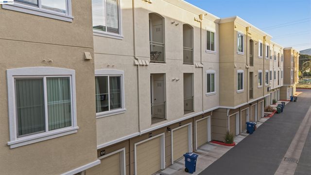 4704 Norris Canyon Rd 203, San Ramon, CA 94583