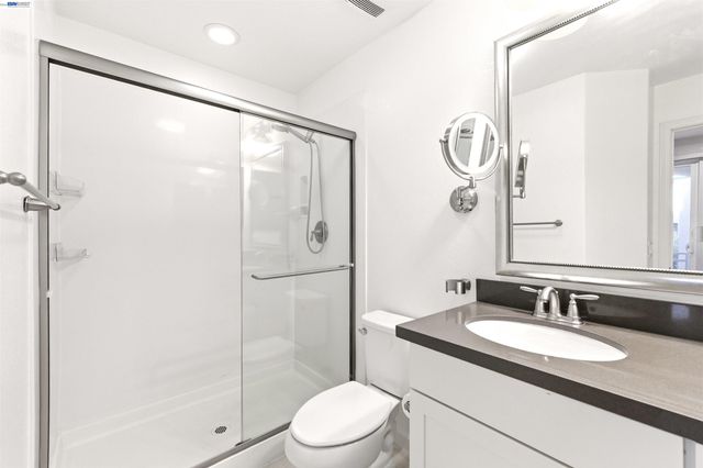 4704 Norris Canyon Rd 203, San Ramon, CA 94583