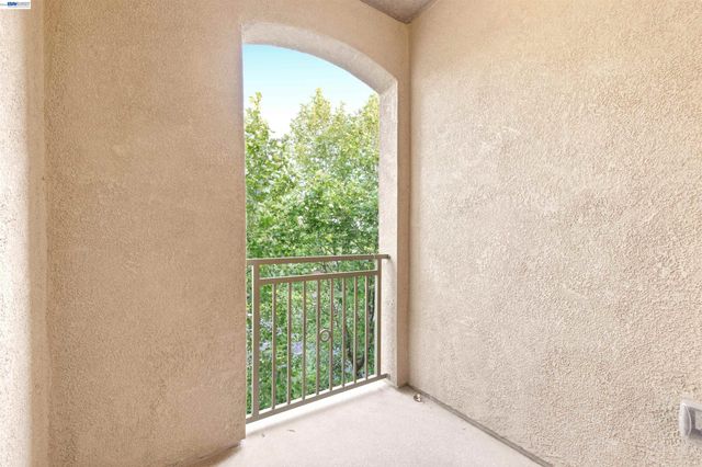 4704 Norris Canyon Rd 203, San Ramon, CA 94583