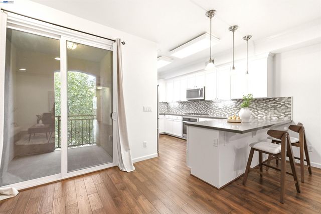 4704 Norris Canyon Rd 203, San Ramon, CA 94583