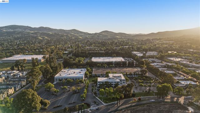 4704 Norris Canyon Rd 203, San Ramon, CA 94583