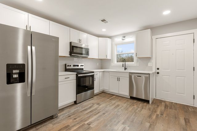 3341 Moorewood Dr, Nashville, TN 37207