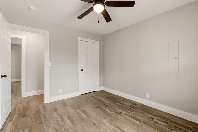 3341 Moorewood Dr, Nashville, TN 37207