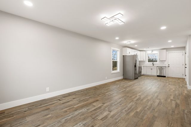 3341 Moorewood Dr, Nashville, TN 37207