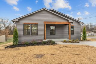 3341 Moorewood Dr, Nashville, TN 37207