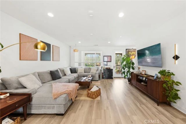2217 S Ava Gln, Escondido, CA 92025