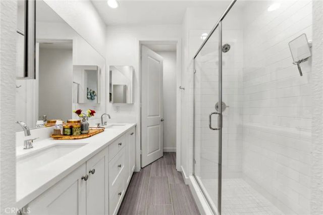 2217 S Ava Gln, Escondido, CA 92025